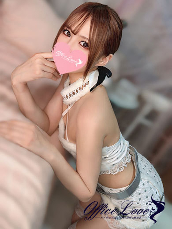 てぃな とろけるキスがしたい♡